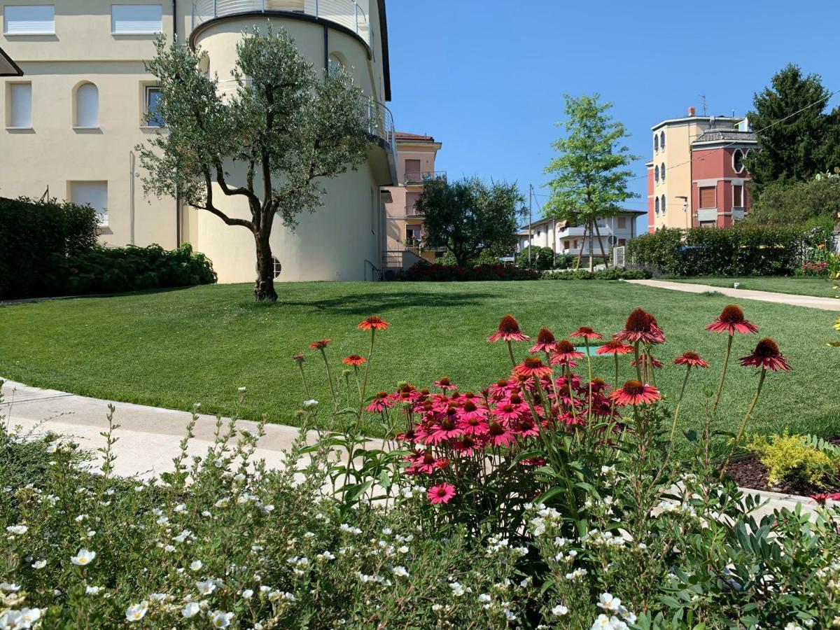 Homingarda - Fine Holiday Apartments Peschiera del Garda Exterior photo